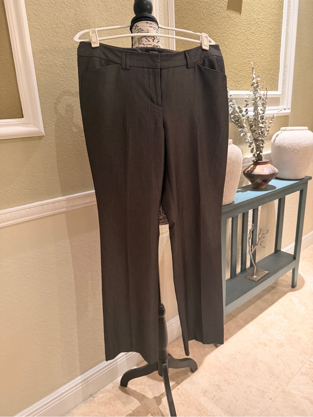 EUC | Sz 12 | Express Editor Pinstripe Dress Pants Trouser Dark Gray